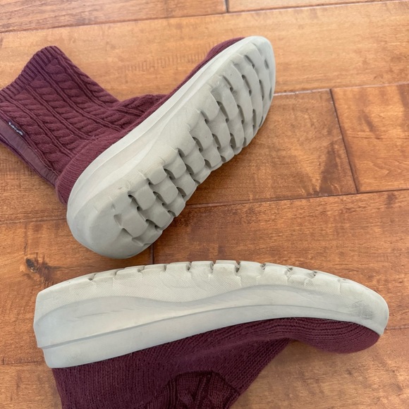 Skechers Air Cooled Goga Mat Women's Burgundy Mid-Calf Knitted Sock Boots SZ 7.5 - Picture 10 of 15